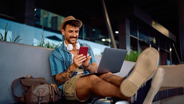 מטיילים יכולים לחסוך עד 33% על ידי בחירת ה-eSIM המתאים לטיול שלהם
